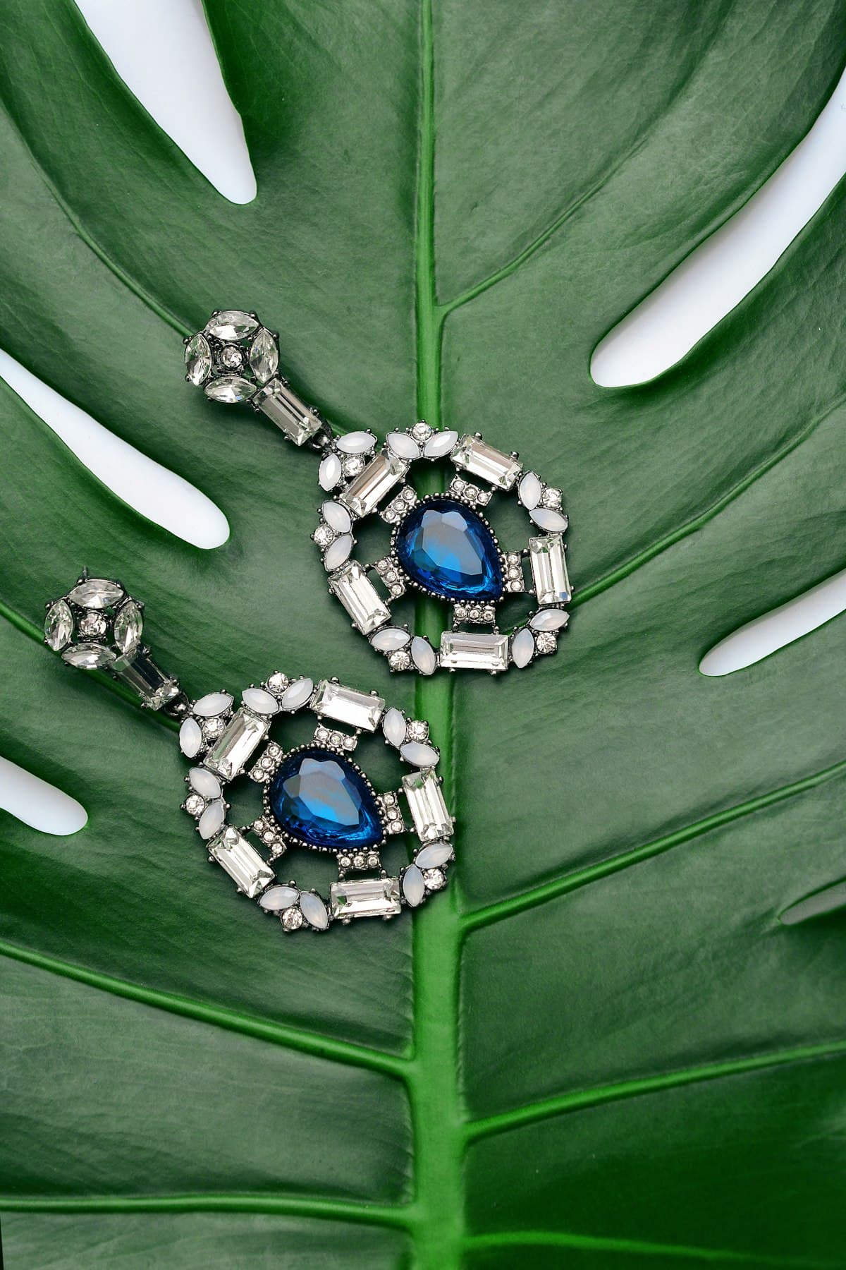 Summer Styling: Beach-Ready Accessories